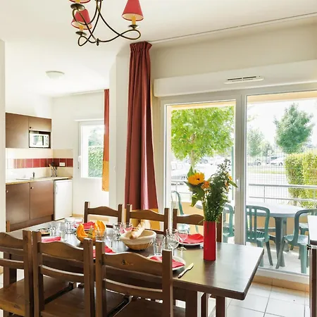 Spacious Dordogne Maisonette For 8 Ferienhaus *