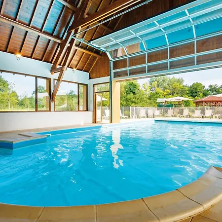 Spacious Dordogne Maisonette For 8 *